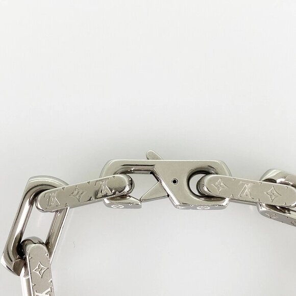 LOUIS VUITTON Chain monogram M00308 Metal Bracelet - Picture 4 of 12
